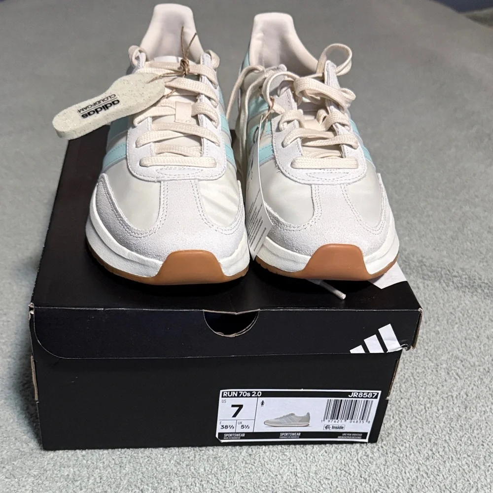 Adidas Women's Run 70’s 2.0 Semi Flash Aqua / Off White - Picture 7 of 10